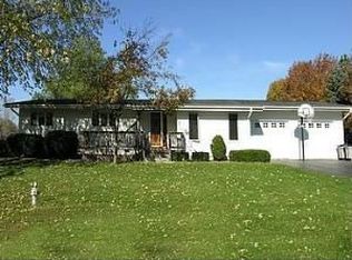 9813 Stacy Ln, Union, IL 60180