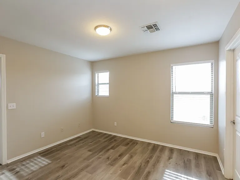 17014 W Rimrock St — Photo 14