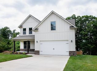 8118 Chapel Hill Ln, Knoxville, TN 37938