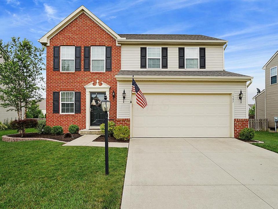 1st image of 1597 Roscommon Dr