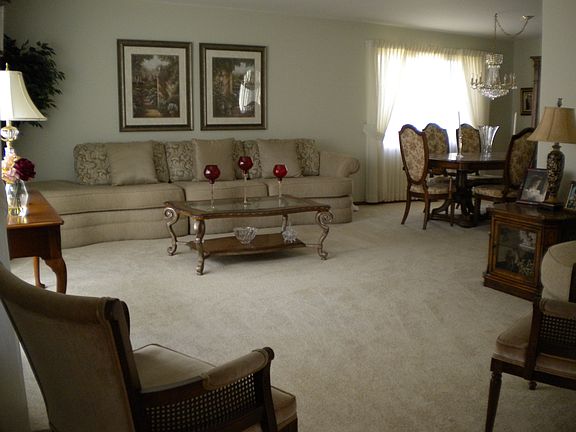 2nd image of 15707 Chapel Hill Rd