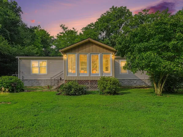 2776 Williamsport Pike, Columbia, TN 38401