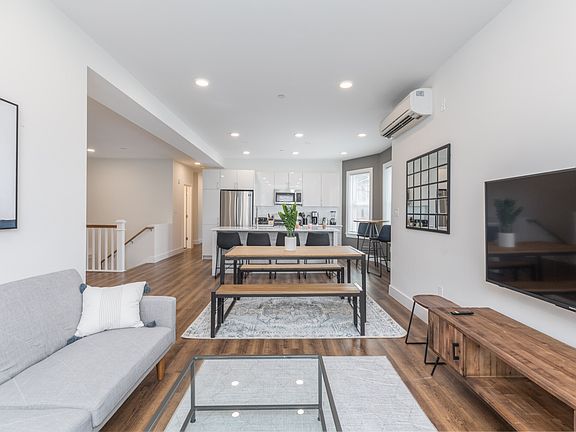 3rd image of 843 Columbia Rd #1A