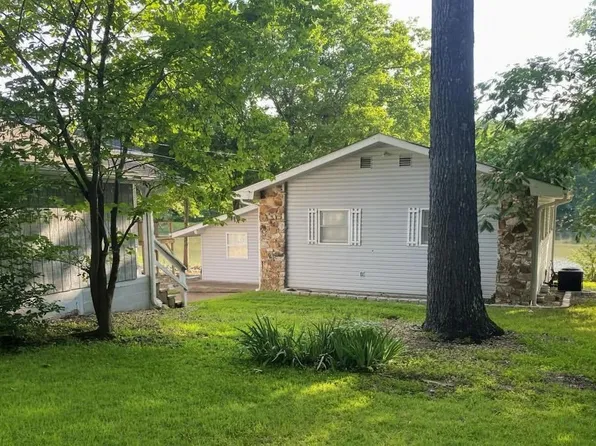 252 E Lakeshore Dr, Cherokee Village, AR 72529