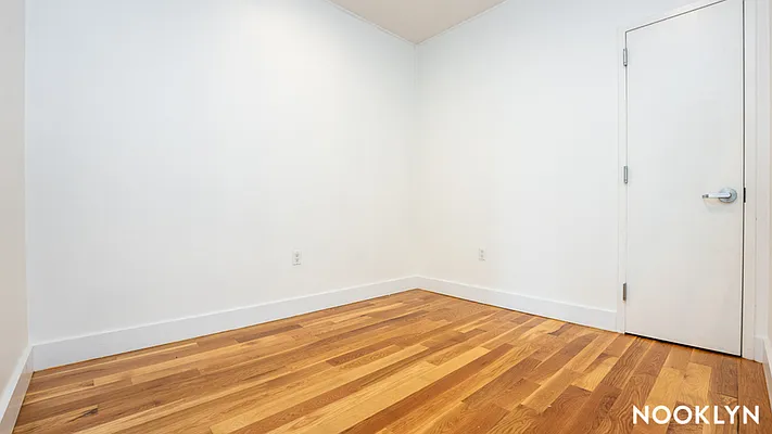 Rented by Nooklyn NYC LLC | media 23