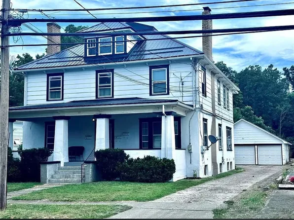 17 White St #1, Fredonia, NY 14063
