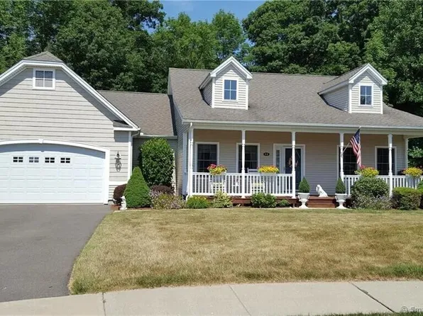 12 Timberpost Way #12, Hebron, CT 06248