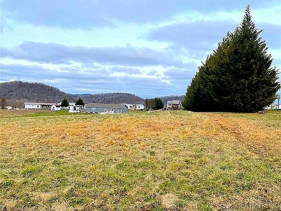 3rd image of 6668 Ebenezer Loop Lot 66&68