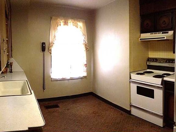 4th image of 418 S McClure St