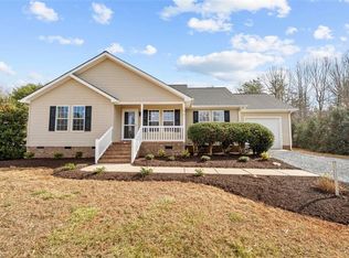 1961 Woods Stream Ln, Asheboro, NC 27205