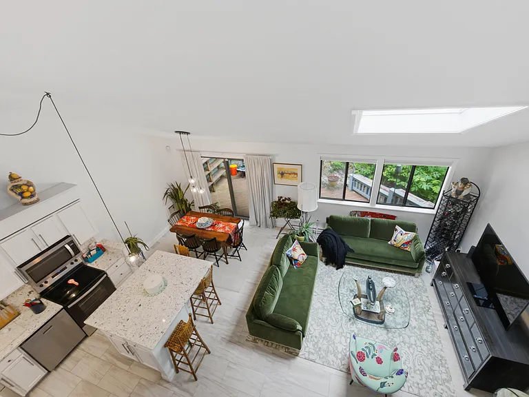 213 Ledge Dr — Photo 11