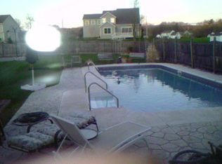 142 Van Bael Dr, Slingerlands, NY 12159