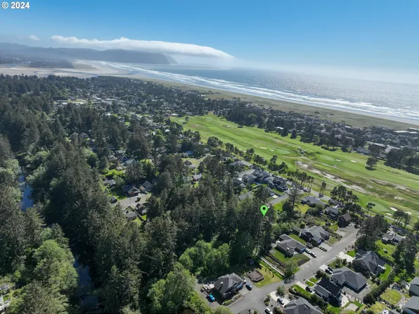 Ville #9th-lot 1701, Seaside, OR 97138