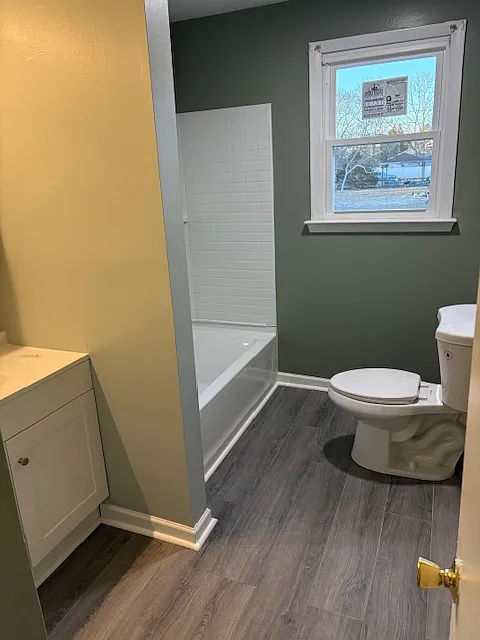 3 bed, 960 sqft, $2,100 — Photo 4