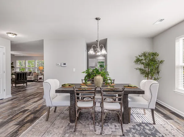 709 Conifer Ct, Creedmoor, NC 27522