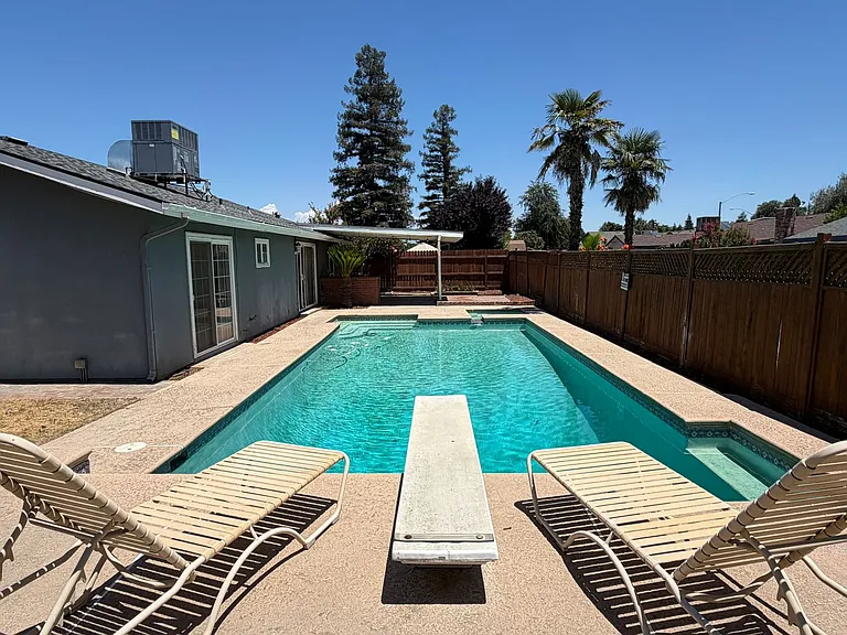 1335 W Evergreen Ct — Photo 27