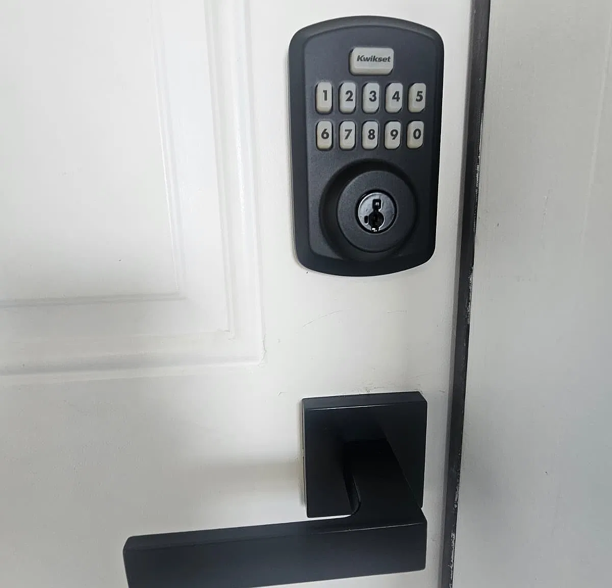2 bed, 1000 sqft, $1,700 — Photo 3