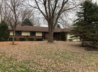 7467 Gnarl Tree Ct, Cherry Valley, IL 61016