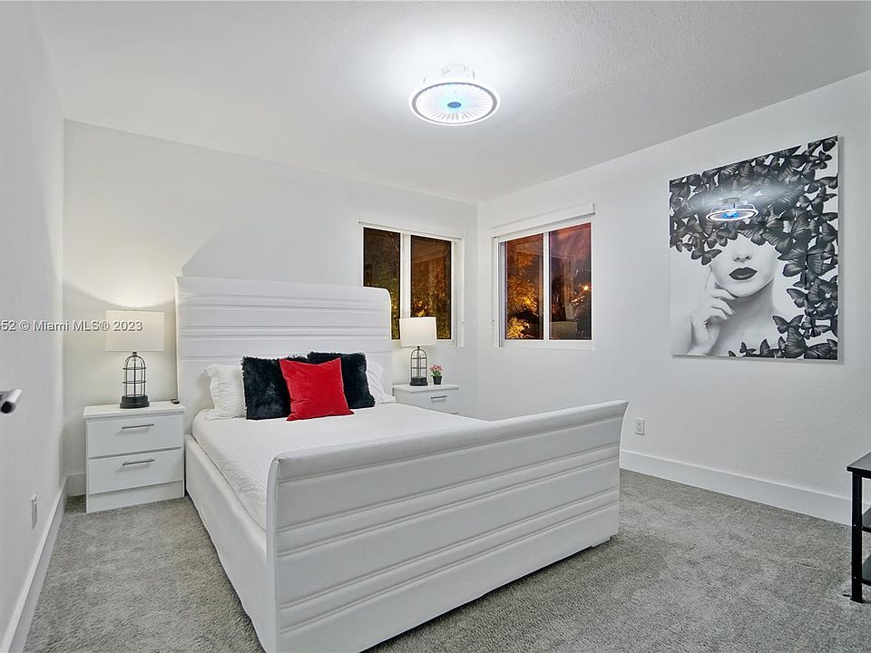 1st image of 1285 NW 42nd St #2