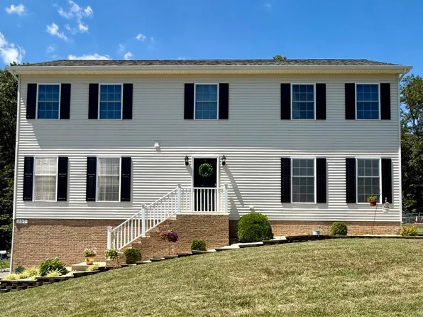 157 Back Rd, Shenandoah, VA 22849