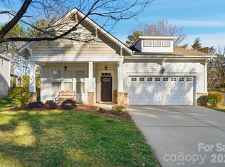 425 Silver Cypress Ln, Fort Mill, SC 29708