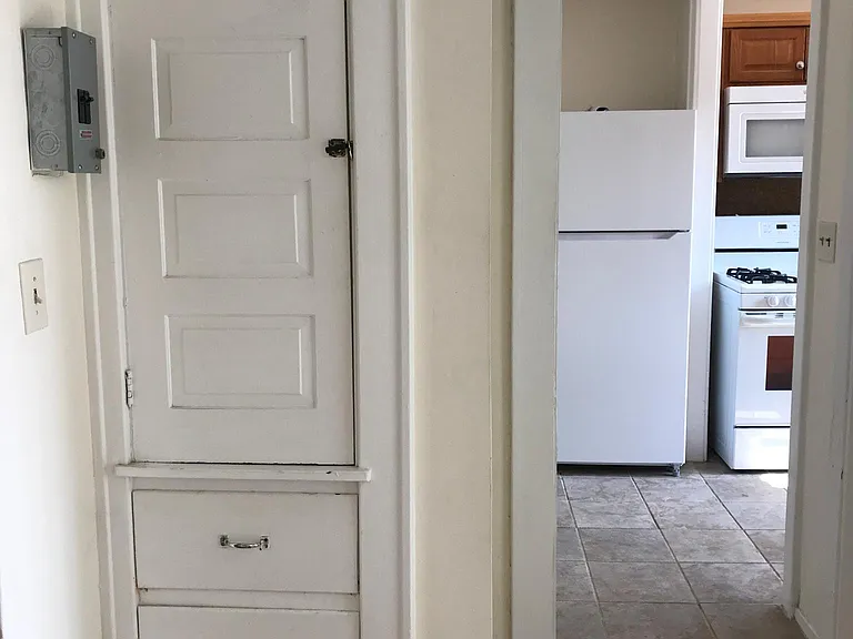 1170 Kenmore Ave #4 — Photo 8