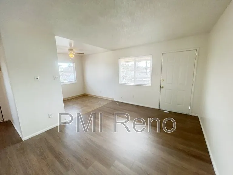 415 Greenbrae Dr #H — Photo 3
