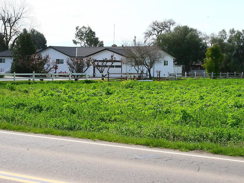2500sft Main House