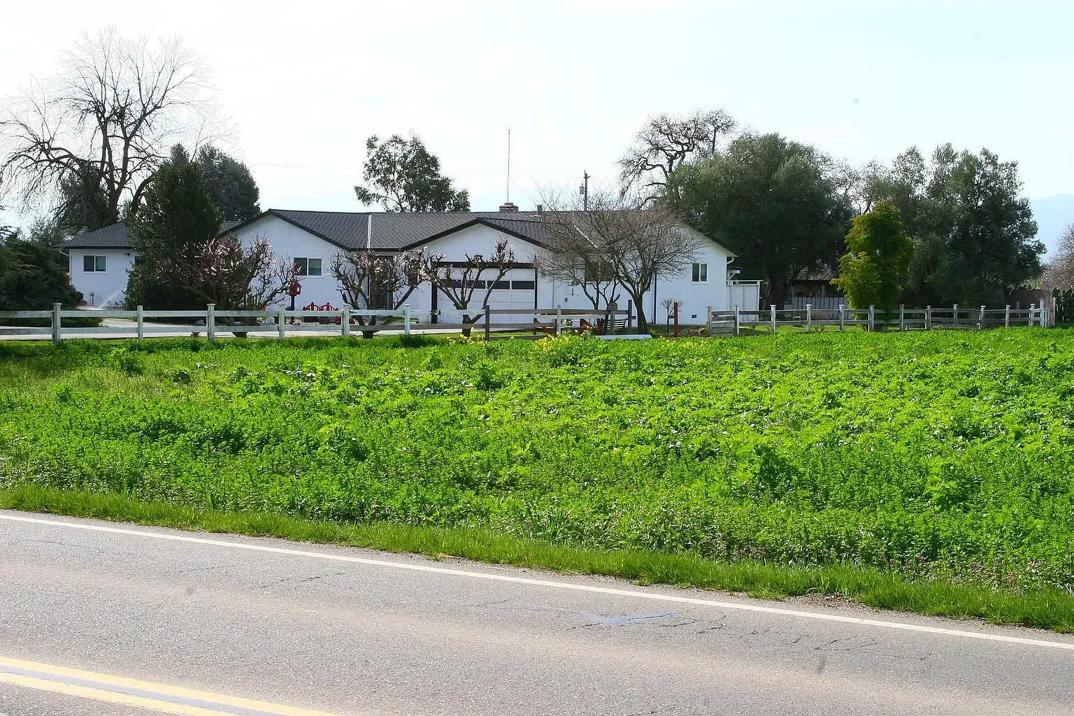 7870 Fairview Rd photo 1