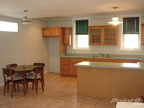Eat-in Kitchen