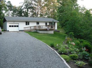 9534 Silica Sand Rd, Garrettsville, OH 44231