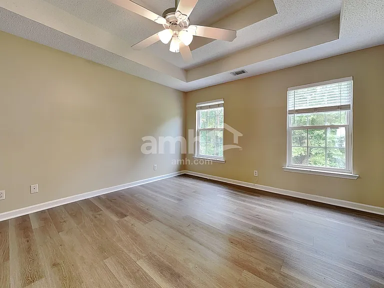 57 Springwater Dr — Photo 8