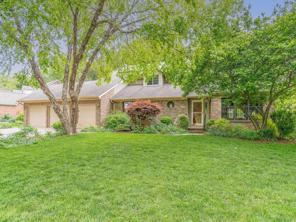 2901 S Dale Ct, Bloomington, IN 47401