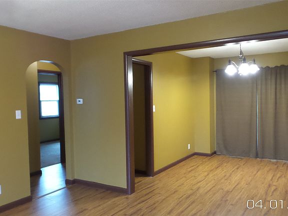 5th image of 2905 9th Ave S