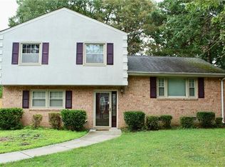 10909 London Dr, Glen Allen, VA 23060