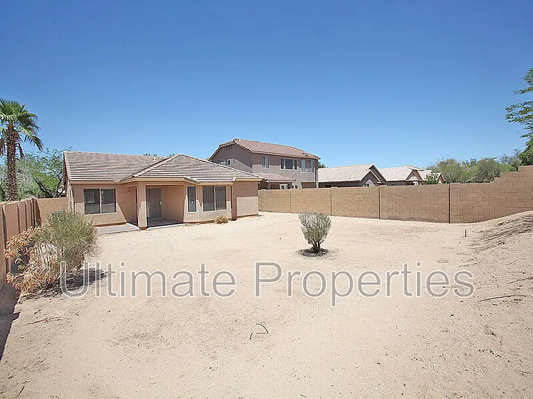 2333 W Maldonado Dr — Photo 13