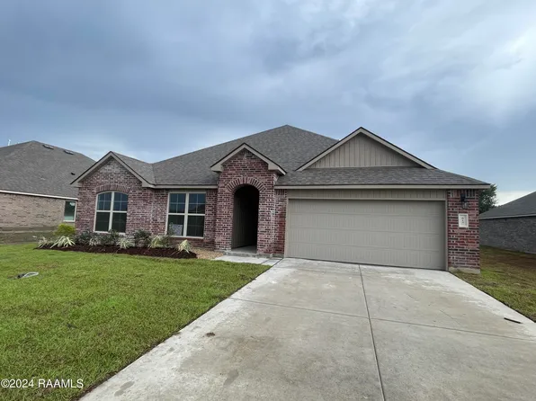 617 Griffiths Ct, Breaux Bridge, LA 70517