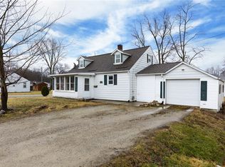 707 E Dogwood Ave, Effingham, IL 62401