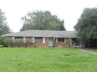 120 Shanklin Rd, Angleton, TX 77515