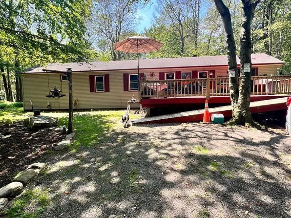 15 Mohican Path, Gouldsboro, PA 18424