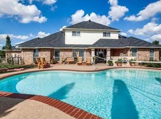 1016 Dapple Gray Rd, Crowley, TX 76036