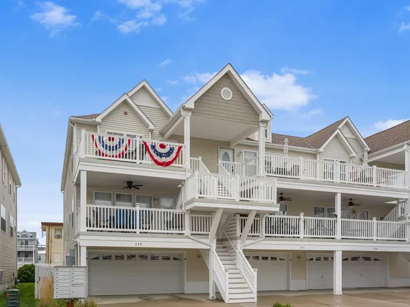 229 E Andrews Ave #B, Wildwood, NJ 08260