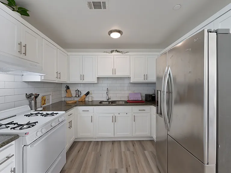 4157 Dorsey St — Photo 5