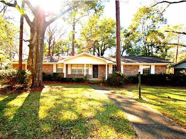 1529 Sawada Dr, Mobile, AL 36618