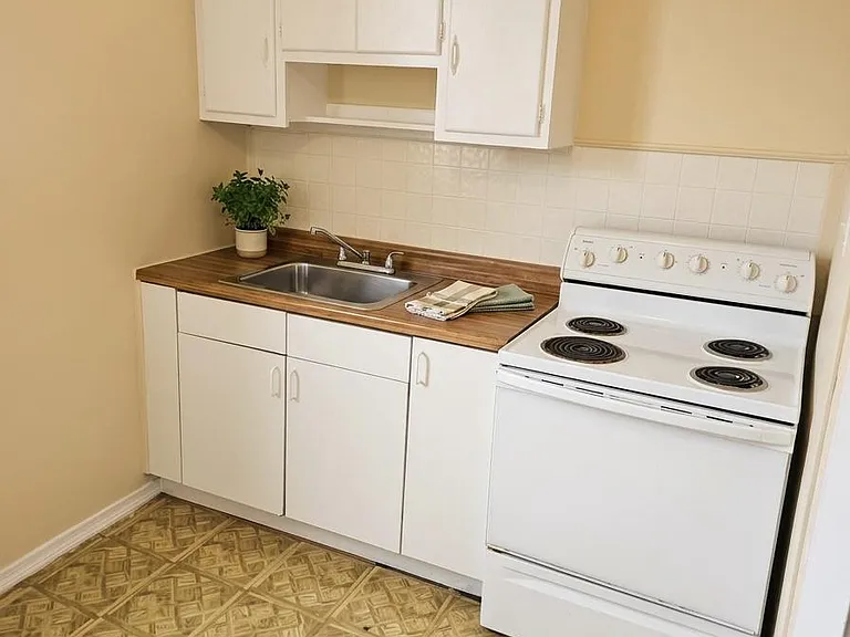 4405 N Lawrence St #2 — Photo 4