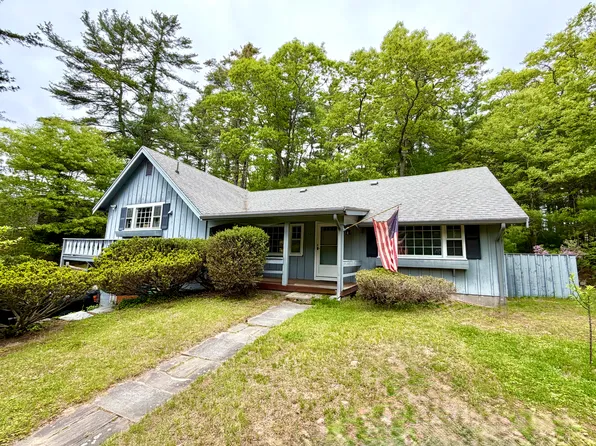 526 Delano Rd, Marion, MA 02738