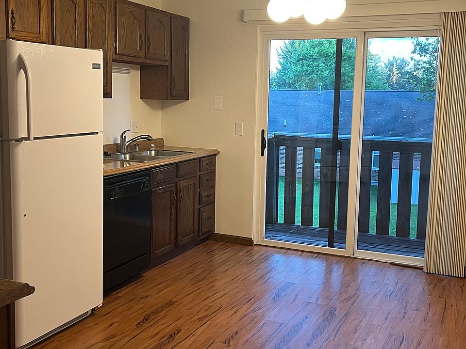 1st image of 3303 Cabaret Trl S APT 6