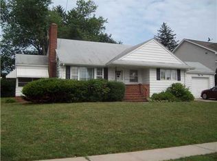 52 N Edward St, Sayreville, NJ