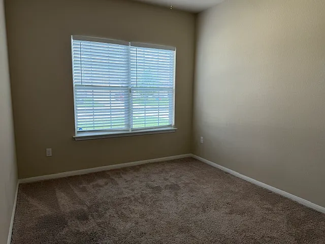 226 Hess Dr — Photo 8