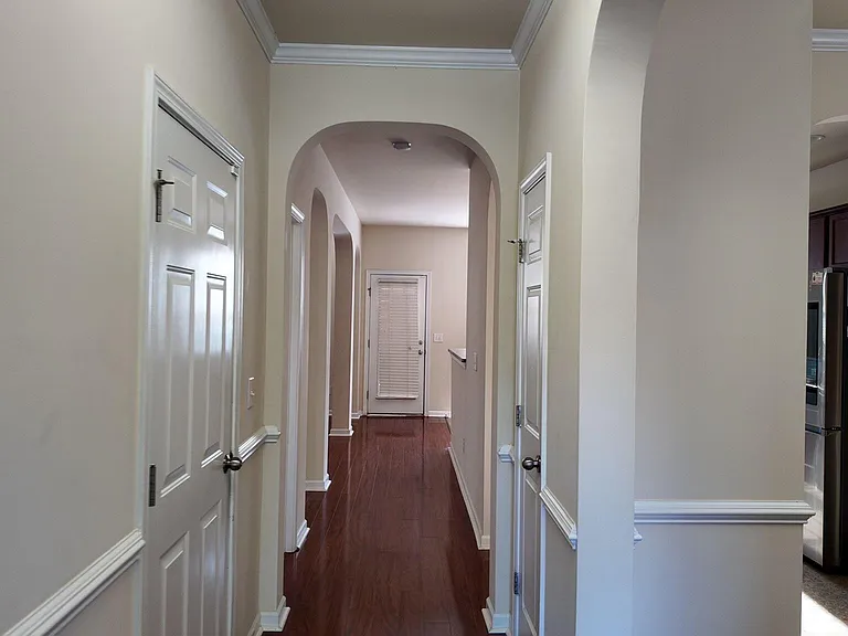 1113 Garden Square Ln — Photo 18